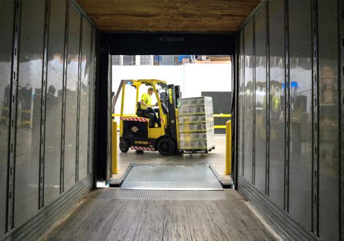 Transloading and cross docking